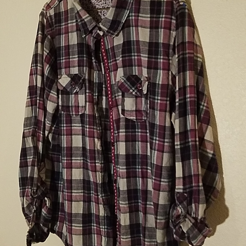 👀Passport Button Front Tab Sleeve Sz XXL